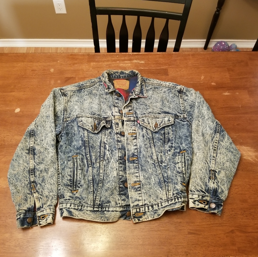 Attic find! Vintage 80's Levi's Stonewashed jacket